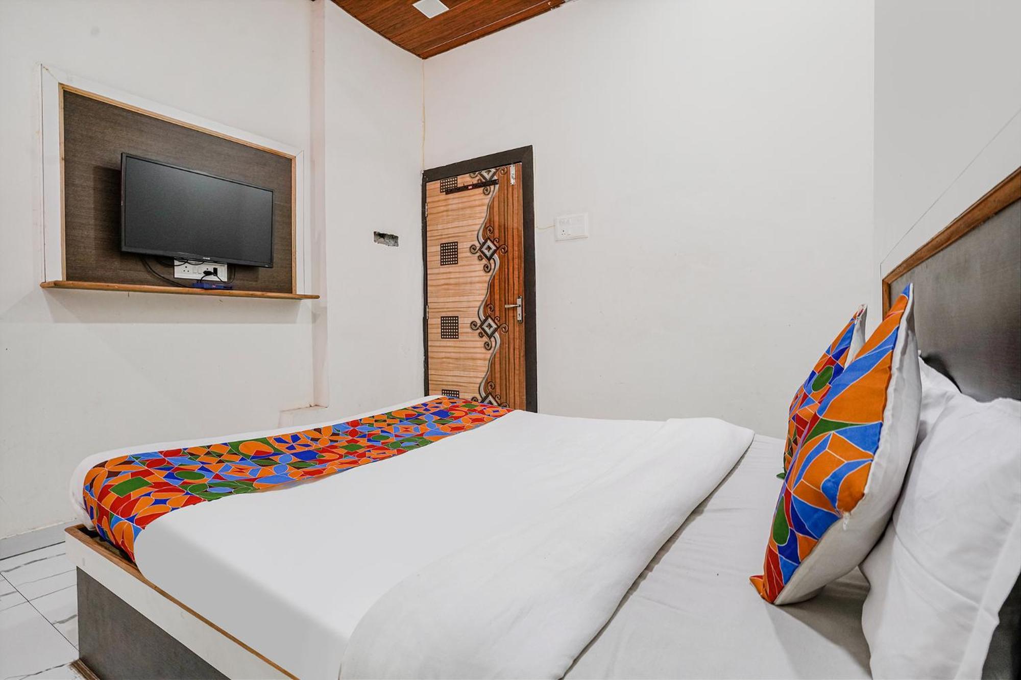 Fabexpress Sai Lodging I - Nr Nashik Railway Station Kültér fotó